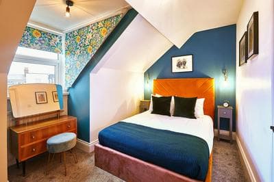Host Stay North Parade Apartment
