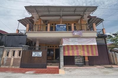 RedDoorz near Sepinggan Airport Balikpapan 2