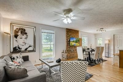 3BR 2bath Gorgeous Country Near Nashville F1