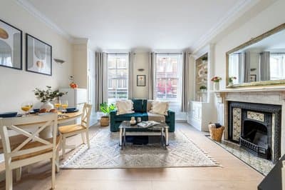 Charming 1BR Near Soho & Theatres