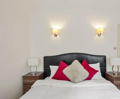 Prestigious 3 Bedroom Apartment In Mayfair