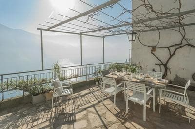 Giuliano's House - Amazing Lake View by Rent all Como