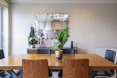 Beautiful 3-bed in the Heart of London With Parking-hosted by Sweetstay