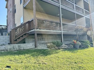 Lower Level Vacation Condo B-3 at Vickery Resort by RedAwning