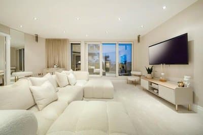 Riverside Retreat in Central London
