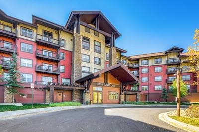 Walk to Slopes: Granby Condo w/ Balcony!