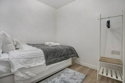 Cozy 1-bed Apartment Close to Lcy & Excel