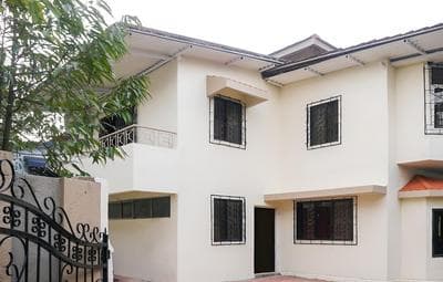 OYO 19648 Home Classy Stay Lonavala Wax Museum