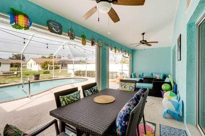 Family-friendly Englewood Getaway w/ Pool!