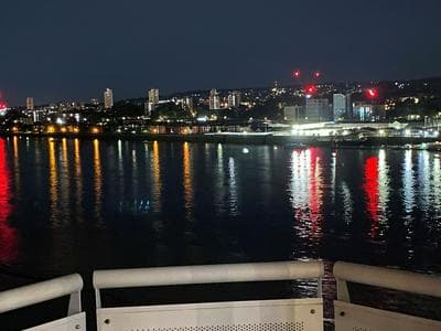Cosy 2 Bedroom Royal Docks Apartment