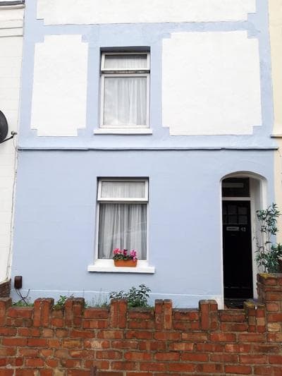 Authentic London - Four Bedroom Victorian House