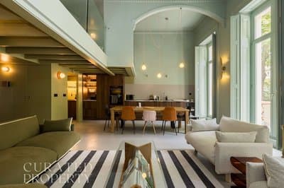 Beautiful Paddington Loft-style Apartment