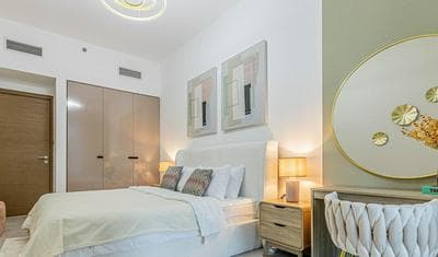 Exclusive 1BR Urban Oasis Canal