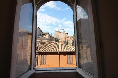 Enchanting 2BR Apt Near Pantheon Vatican