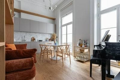 Spring Gardens by Onefinestay