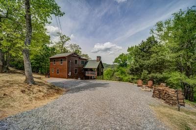 Four Bear Hideaway Coosawattee River Resort!