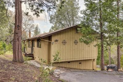 Serene Groveland Cabin Rental Near Yosemite!
