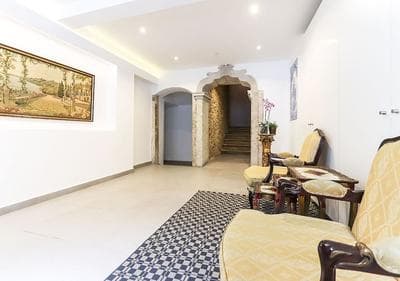JOIVY Bright and spacious 2BR Apt w/ terrace, 5 mins from Avenida da Liberdad