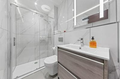 Modern Luxury Studio Near Euston Central London