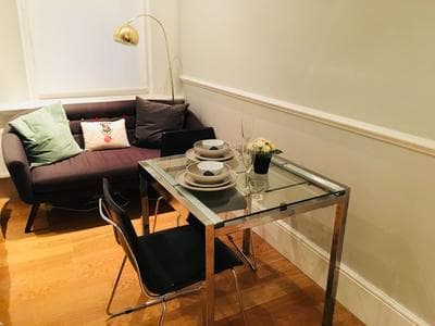 3 Bedroom Apartments Wells Street