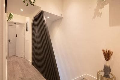 Cosy 1 Bed Duplex - Close to Metro - NW2