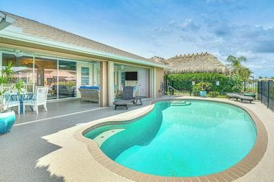 Heated Saltwater Pool & Dock: Port Charlotte Home