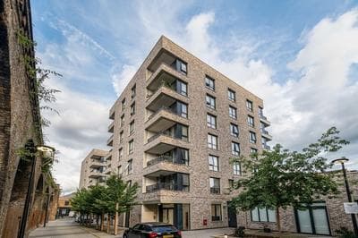 Modern Brixton Jewel Apartment