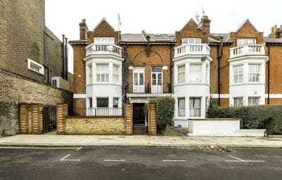 Colourful Studio Near Clapham Common!