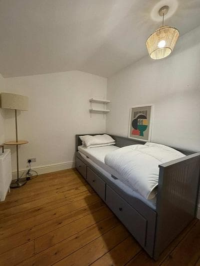 Stylish 2BD House W/private Garden - Brockley!