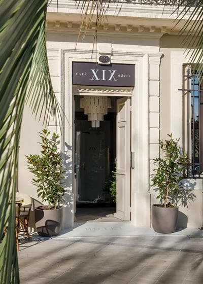 Hotel Cafe Glacier Le XIX