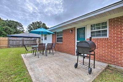 Breezy Gulfport Getaway < 1 Mile to Beach + Casino