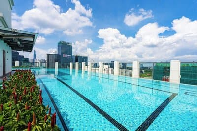 The Rixx Madison Tower With Pool and Gym