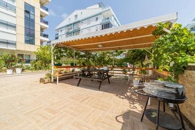 Charming Flat w Balcony Garden Pool in Antalya