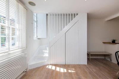Divine 3 Bed Mews-house Battersea