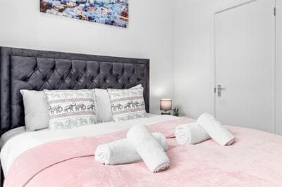Charming Ensuite Room in Finsbury Park London N19