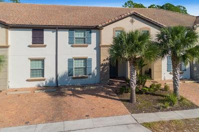Luxury 5bdr House w Pool - 8863