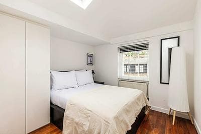 Fitzrovia Townhouse Apartment