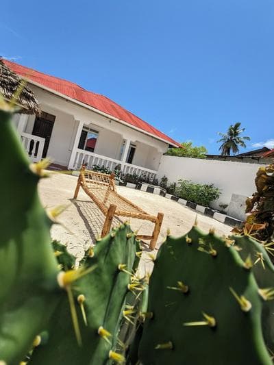 ndeni house paje
