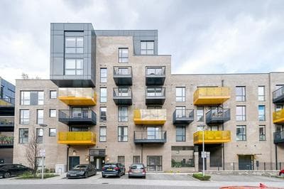 Modern Bermondsey Apartment