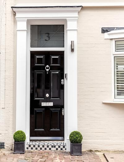 Logan Mews by Lime Street