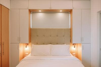 A Warm & Cozy City Studio