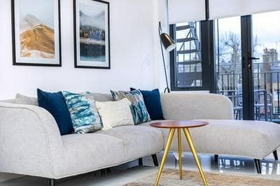 Elegant Three-bed Marylebone Flat Near Oxford Circus!