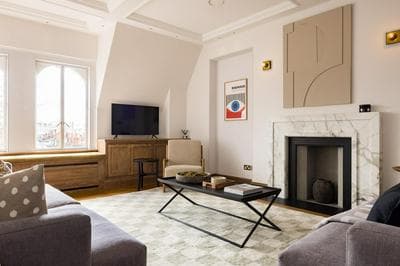 The Knightsbridge Apartment by HoK Living