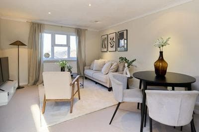 The Kennington Park Retreat - Inviting 2bdr Apartment