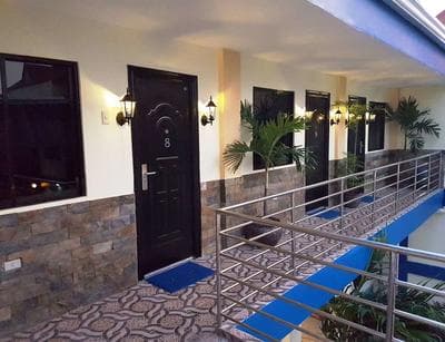 Mango's Beachfront Resort