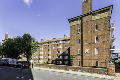 Chic High Spec Apartment Near Central London