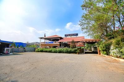 Fabhotel Brown Inn