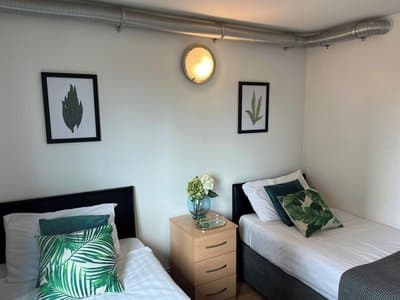 Premium 2Pax Apartment with Kitchen