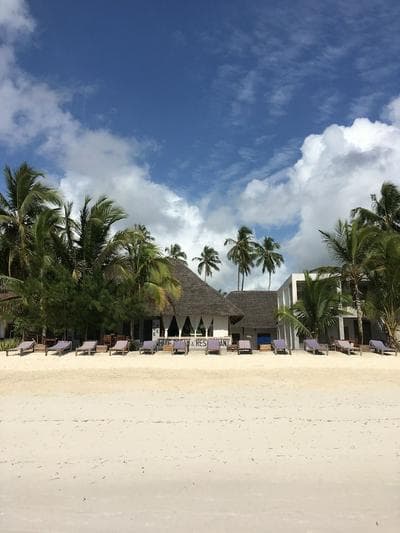 White Dream Lodge & Restaurant