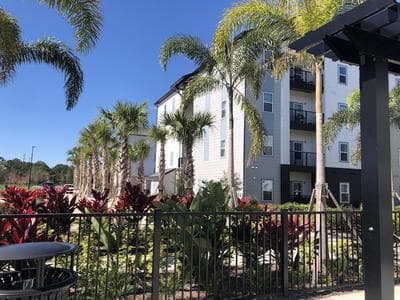 Cozy Apartment 10 Mins to Disney